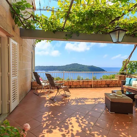 Hedera A13 アパート *